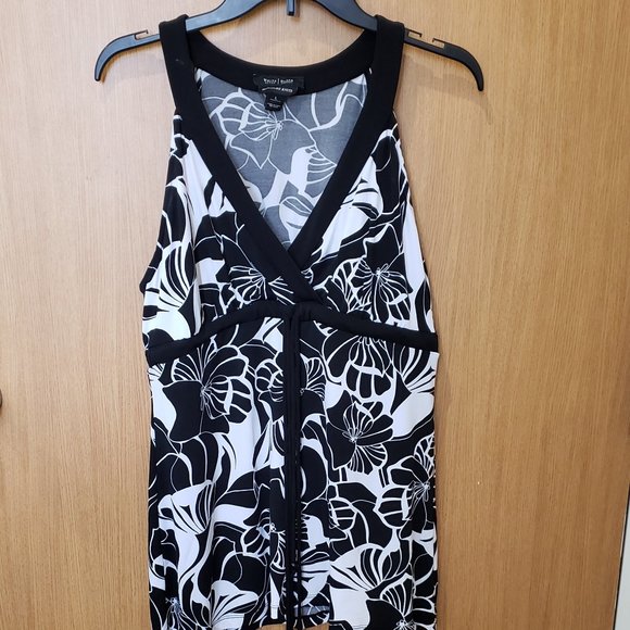 White House Black Market Tops - White House Black Market halter tunic top, floral black & white front tie, Large